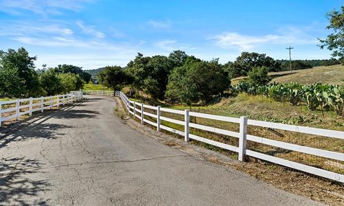 547 Mission Vineyard Rd, San Juan Bautista, CA, 95045 | Card Image