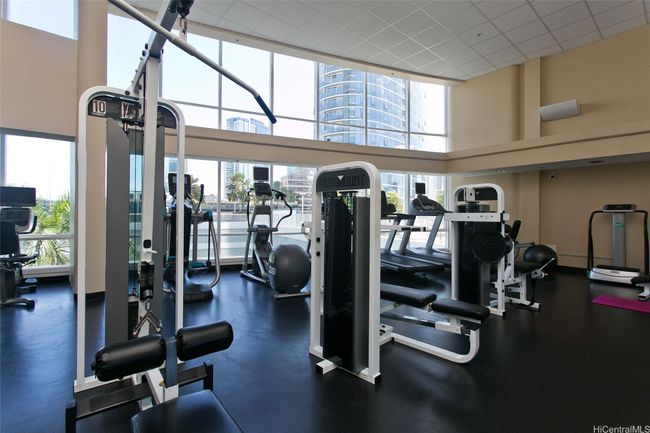 I-3903 - 1288 Kapiolani Blvd, Condo with 3 bedrooms, 2 bathrooms and 2 parking in Honolulu HI | Image 15