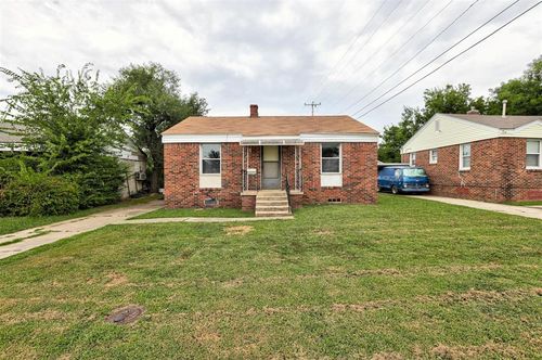 517 E Boeing Dr, Midwest City, OK, 73110-5806 | Card Image