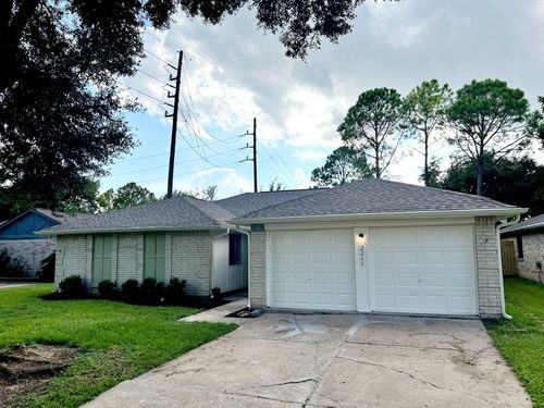 2211 Collingsfield Dr, Sugar Land, TX, 77478-6020 | Card Image