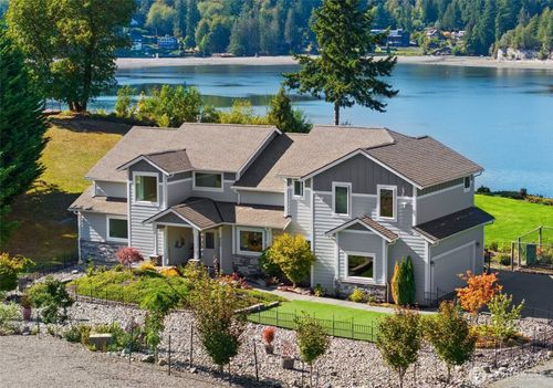 460 E Stretch Island Rd S, Grapeview, WA, 98546-9653 | Card Image