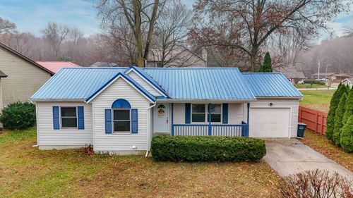 105 Coolspring Cir, Michigan City, IN, 46360-7280 | Card Image