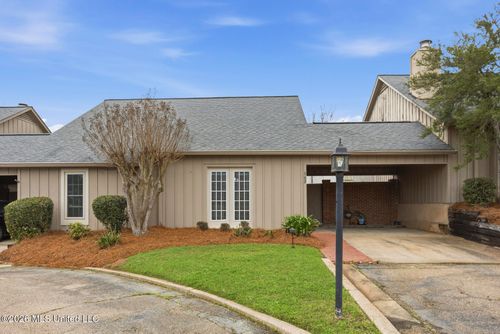 309 River Pl, Jackson, MS, 39211-3021 | Card Image