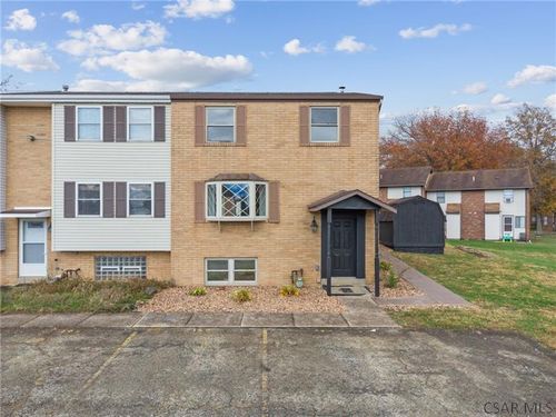 148 Van Dr, Connellsville, PA, 15425-1852 | Card Image