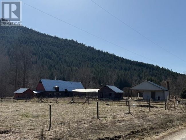 1608 Chase Falkland Rd, Home with 0 bedrooms, 0 bathrooms and null parking in Chase BC | Image 31