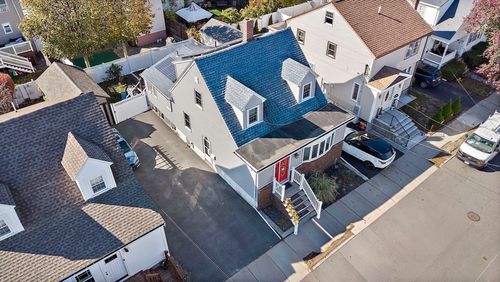 53 Lancaster Ave, Revere, MA, 02151-1732 | Card Image