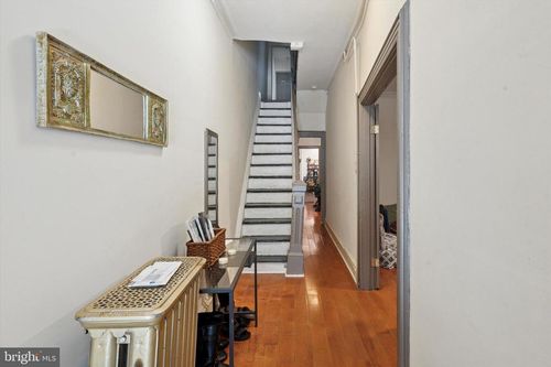 3817 Hamilton St, PHILADELPHIA, PA, 19104-2315 | Card Image