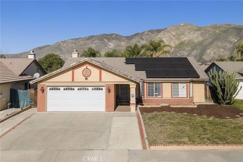 653 E 1st St, San Jacinto, CA, 92583-3635 | Card Image