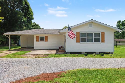8408 Seaman Road, Ocean Springs, MS, 39565 | Card Image