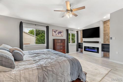 2-35 Monterey Cypress Dr, Lake St Louis, MO, 63367-2329 | Card Image