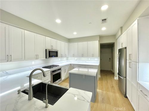 21 Corte Loarre, San Clemente, CA, 92673 | Card Image