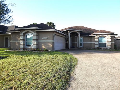 6829 Guinevere St, Corpus Christi, TX, 78414-6330 | Card Image