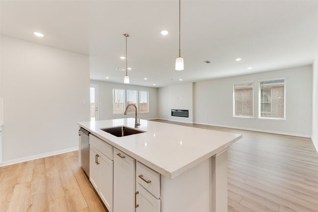 5813 Edward Dr, House other with 3 bedrooms, 2 bathrooms and null parking in Aubrey TX | Image 8