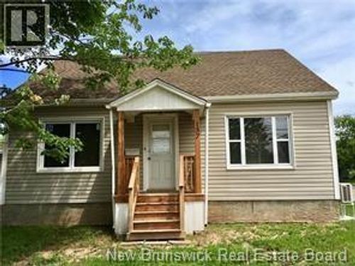 137 West Lane, Moncton, NB, E1C6V1 | Card Image