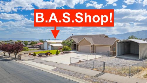 9517 N Faust Station Dr, Eagle Mountain, UT, 84005-4004 | Card Image