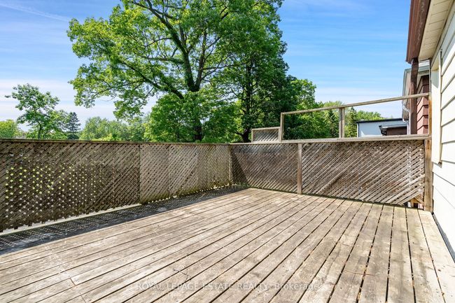 54 Kenilworth Ave, House attached with 3 bedrooms, 3 bathrooms and 2 parking in Toronto ON | Image 31