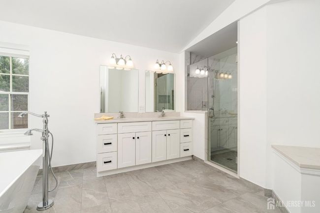 11 Bodine Dr, House other with 4 bedrooms, 3 bathrooms and null parking in Cranbury NJ | Image 23