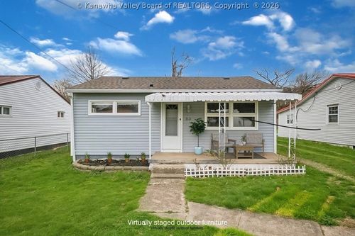113 Kentucky Ave, Saint Albans, WV, 25177-1516 | Card Image