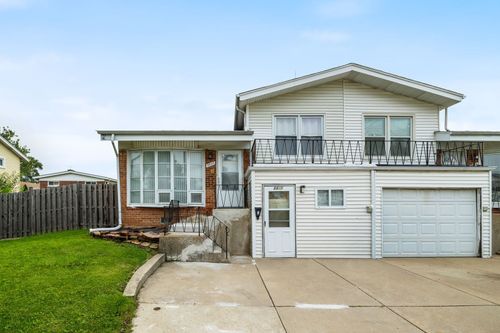 8837 Robin Dr, Des Plaines, IL, 60016-5410 | Card Image