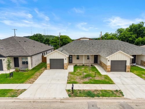 410 W Avenue C, Copperas Cove, TX, 76522-1664 | Card Image
