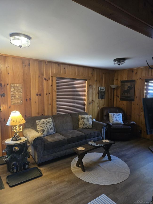Living Room | Image 5