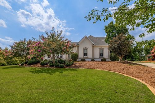 724 W Tara Ln, Duncan, SC, 29334-9287 | Card Image