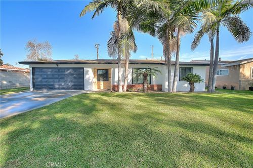 1209 S King St, Santa Ana, CA, 92704-3121 | Card Image