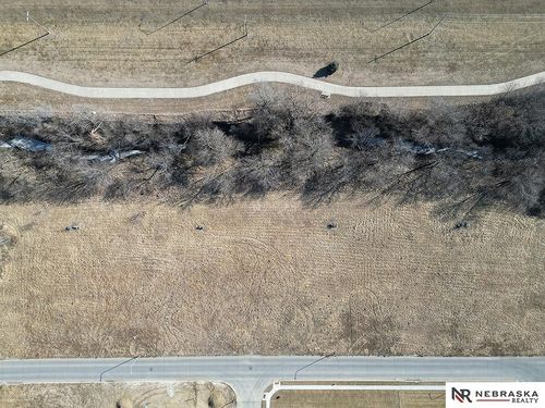 1015 Patricia Dr, Papillion, NE, 68046-2982 | Card Image