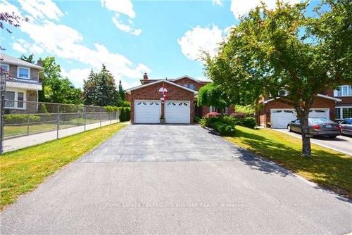 2309 Beejay Crt, Mississauga, ON, L5M2N6 | Card Image