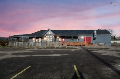 {{alt}} | Card Image