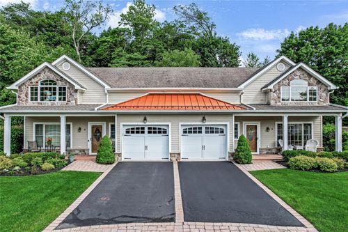 38 Avner Ln, West Nyack, NY, 10994-1760 | Card Image