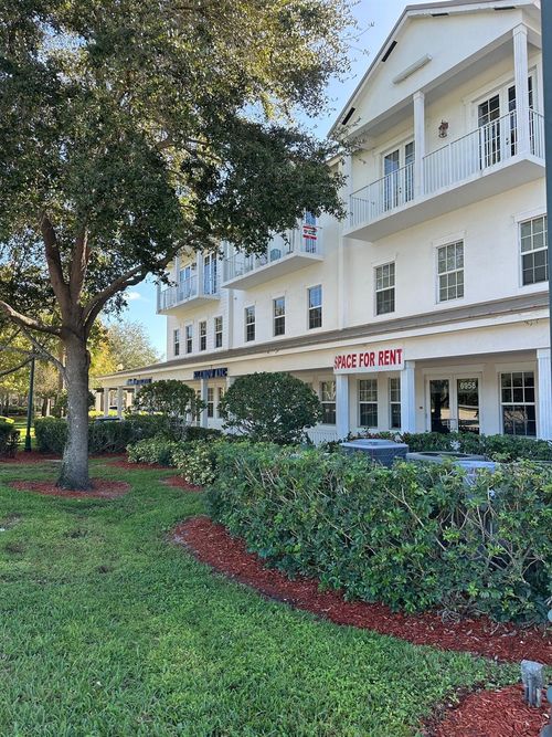 c9-6958 Griffin Rd, Davie, FL, 33314-4345 | Card Image