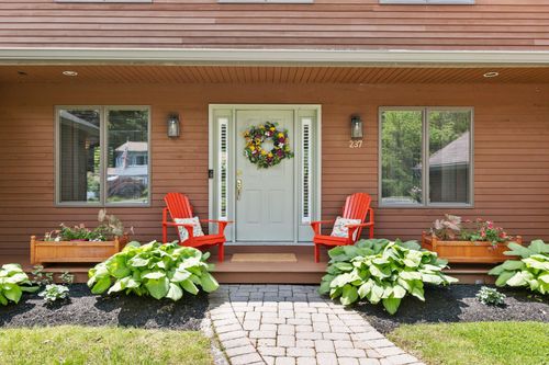 237 Barrett Hill Rd, Mahopac, NY, 10541-2506 | Card Image