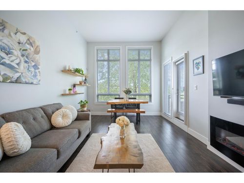 a409-20211 66 Ave, Langley, BC, V2Y0L4 | Card Image