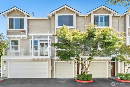20-2-11897 Ne 163rd Pl, Bothell, WA, 98011-6495 | Card Image