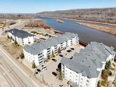 1209 - 38 Riedel St, Condo with 2 bedrooms, 2 bathrooms and 2 parking in Fort Mcmurray AB | Image 1