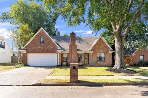 7725 Deerfield Trce, Memphis, TN, 38133-5108 | Card Image