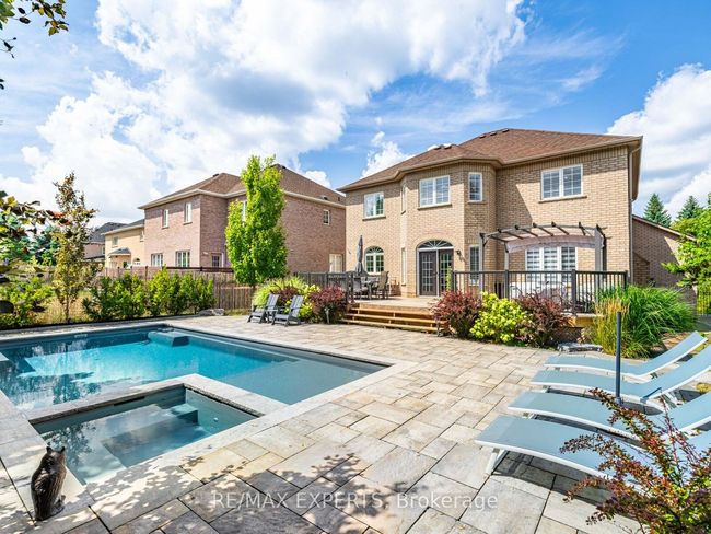 215 Thomson Creek Blvd, House other with 5 bedrooms, 4 bathrooms and 3 parking in Woodbridge ON | Image 34