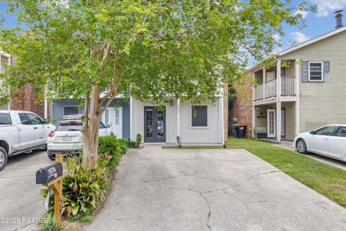 209 Rue Chartres, Lafayette, LA, 70508-5646 | Card Image