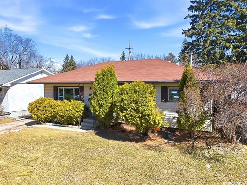 2609 Cascade Street, Saskatoon, SK, S7J0M9 | Card Image