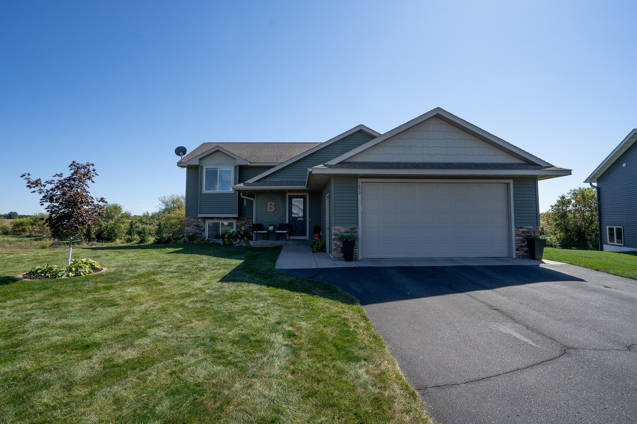 Cypress Trl, New Richmond, WI 54017
