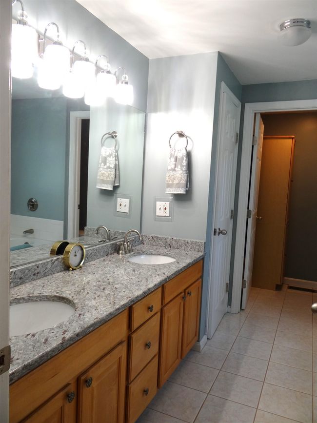 1 Trent Rd, House other with 3 bedrooms, 2 bathrooms and null parking in Hooksett NH | Image 9