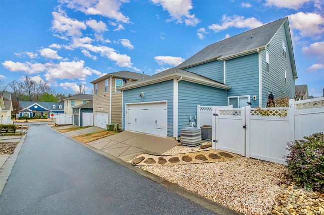 14015 Helen Benson Blvd, House other with 5 bedrooms, 4 bathrooms and null parking in Davidson NC | Image 21