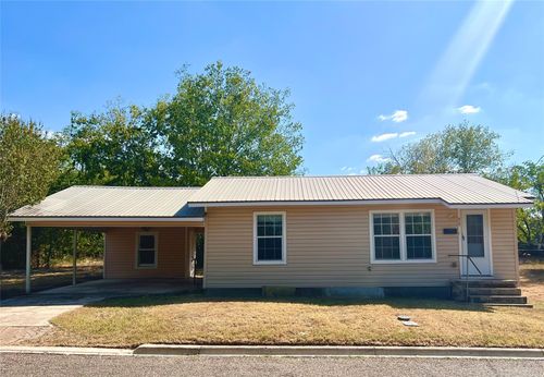 312 E Jones St, Luling, TX, 78648-1843 | Card Image
