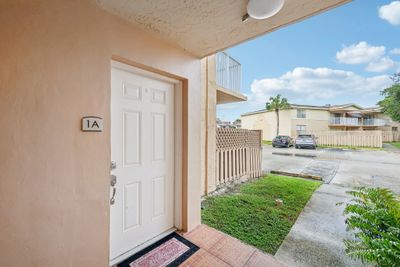 1A - 4350 Nw 79th Ave, Condo with 2 bedrooms, 2 bathrooms and null parking in Doral FL | Image 2