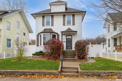 720 Douglas Court, House other with 3 bedrooms, 1 bathrooms and null parking in Clinton IA | Image 1