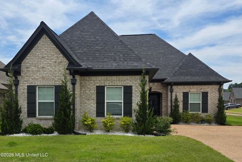 5175 Watson View Dr, Nesbit, MS, 38651-2609 | Card Image