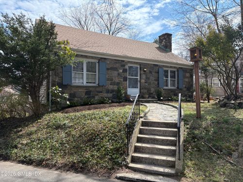 10 Maple Dr, Old Greenwich, CT, 06870-1411 | Card Image