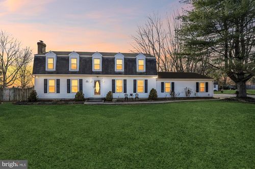 12607 Fitzwater Dr, NOKESVILLE, VA, 20181-2236 | Card Image