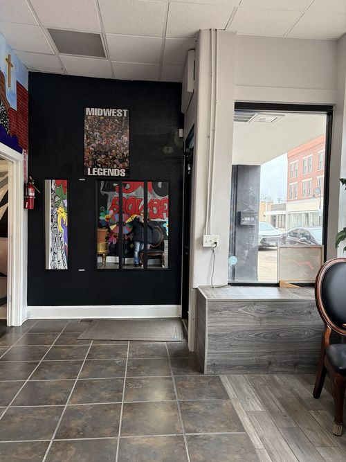 221 7th St, Rockford, IL, 61104-1208 | Card Image